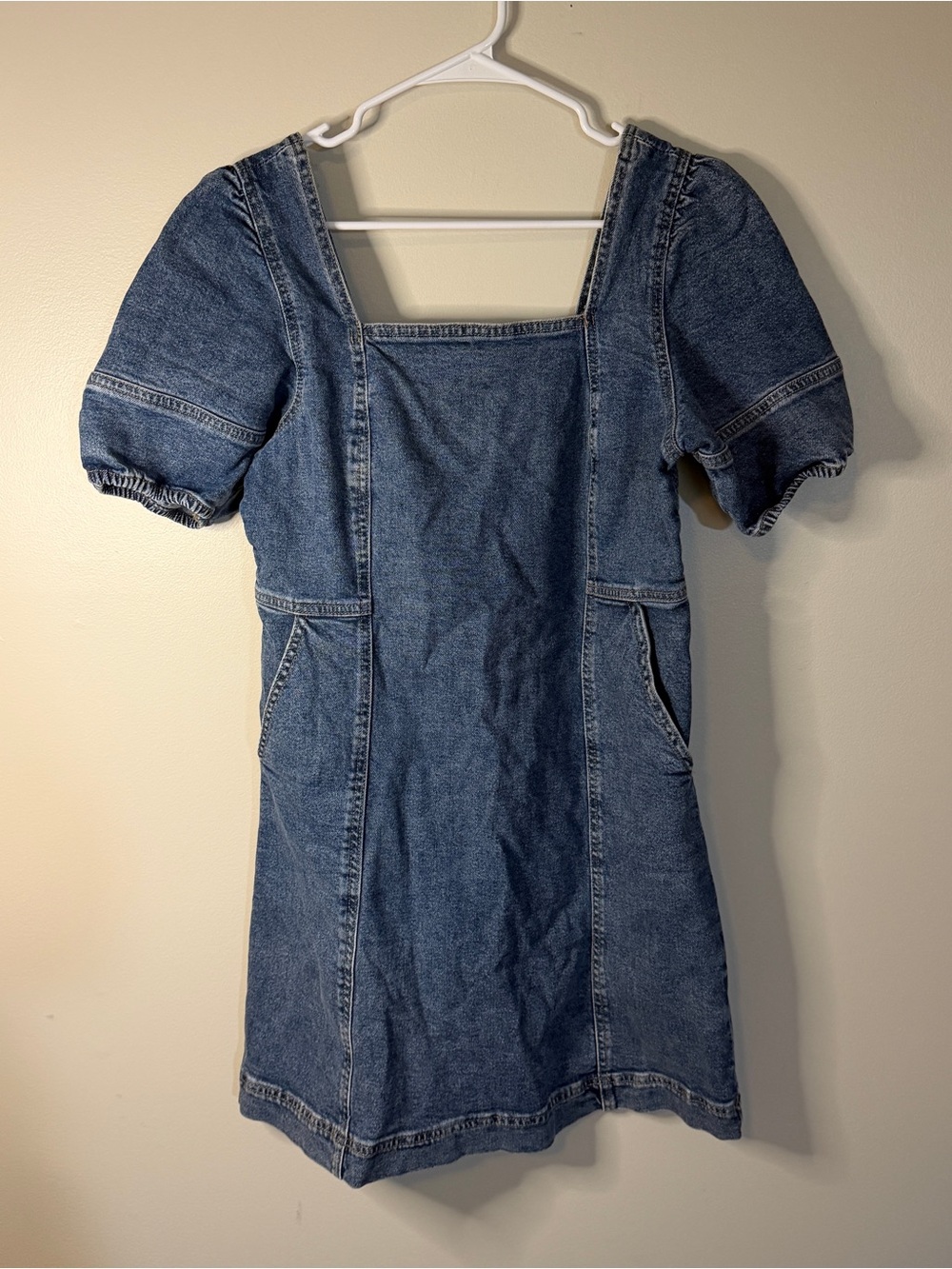 blue denim puff sleeve square neck dress size M pockets minimalist western